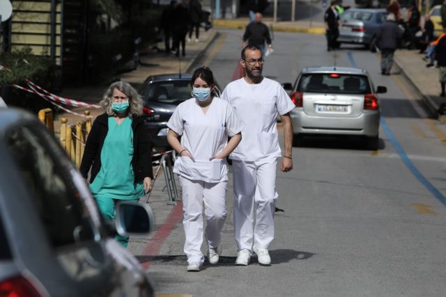 Κοροναϊός : Εκτοξεύτηκαν σε 31 τα κρούσματα στην Ελλάδα - Εννέα άτομα νοσηλεύονται στο Ρίο