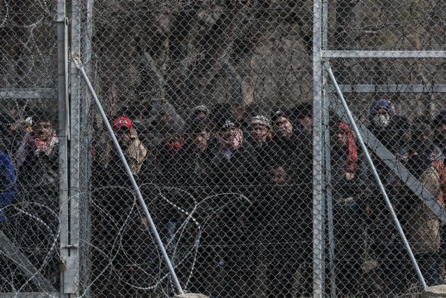 Έβρος : Απετράπη η είσοδος 5.138 προσφύγων σε ένα 24ωρο - 45 συλλήψεις