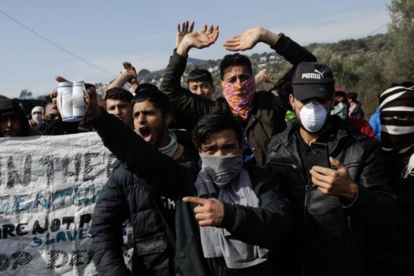 Ολοκληρώθηκε η πορεία διαμαρτυρίας – Επέστρεψαν στη Μόρια οι 1.000 διαδηλωτές