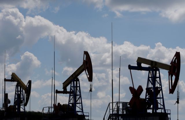 Κοροναϊός : Αντιστέκεται η Ρωσία στις πιέσεις του ΟΠΕΚ για νέα μείωση της παραγωγής πετρελαίου