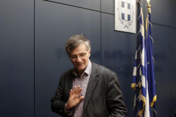 Δείτε τη στιγμή που ο Τσιόδρας λύγισε και πήγε να βάλει τα κλάματα