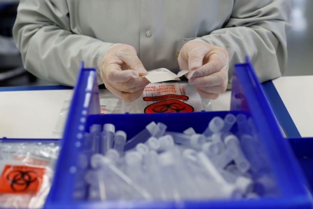 Κοροναϊός: Πόσοι από όσους κάνουν test στην Ευρώπη βγαίνουν θετικοί