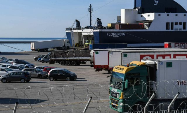 Κοροναϊός : Φτάνει το βράδυ στην Πάτρα το πλοίο με Έλληνες από την Ιταλία – Αρνούνται να τους παραλάβουν τα ταξί