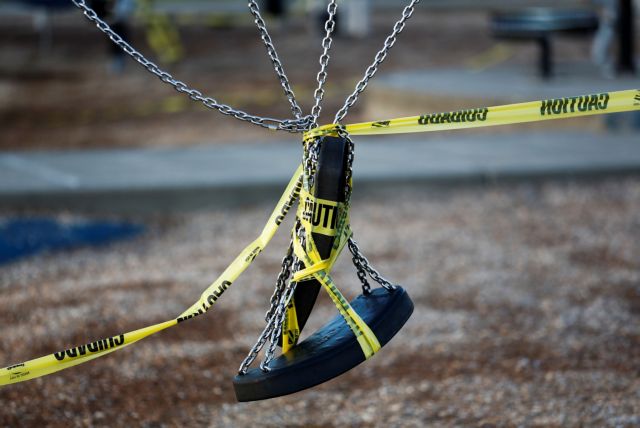 Κοροναϊός : Ο ιός του παράλογου φόβου και η πανδημία συνωμοσιολογίας