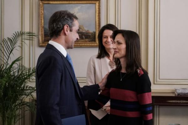 Μητσοτάκης : Δίνουμε ιδιαίτερη έμφαση στον τομέα έρευνας – Συνάντηση με την αρμόδια Επίτροπο