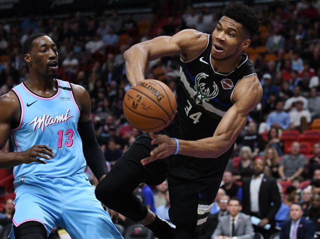 «Διπλός» ο Γιάννης αλλά οι Μπακς δεν άντεξαν στο Μαιάμι