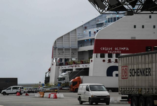 Κοροναϊός : Επαναπατρίζονται 250 Ελληνες από το λιμάνι της Ανκόνα