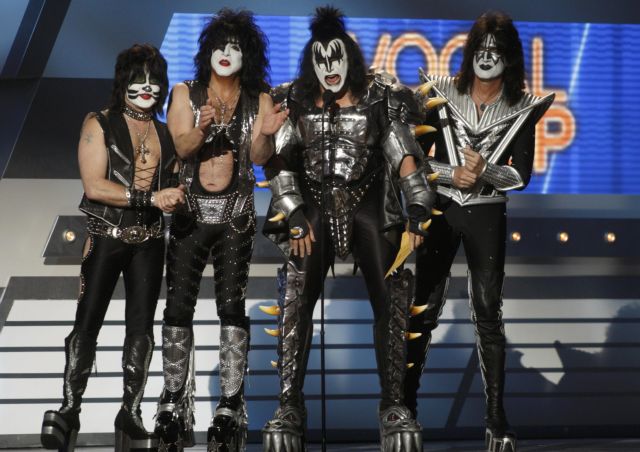 Kiss: Ντοκιμαντέρ για το θρυλικό συγκρότημα με τη βοήθεια των θαυμαστών του