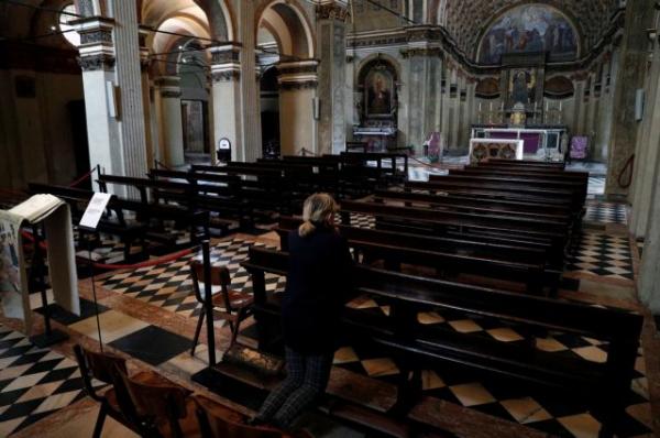 Κοροναϊός : Δε θα τελούνται γάμοι, κηδείες, λειτουργίες στις καθολικές εκκλησίες της Ιταλίας