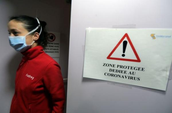 Κοροναϊός : Απαγόρευση συγκεντρώσεων άνω των 1.000 ατόμων στη Γαλλία