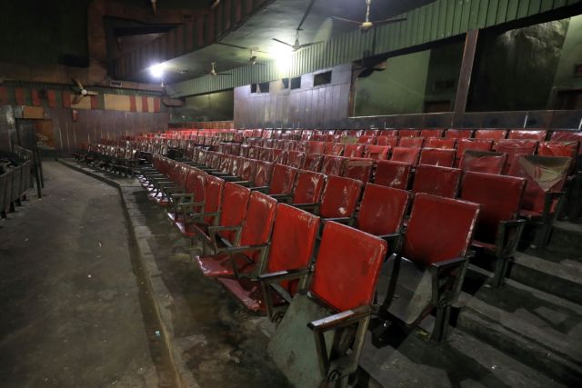 O κοροναϊός διέλυσε το σινεμά – Το χειρότερο Σαββατοκύριακο εδώ και 20 χρόνια