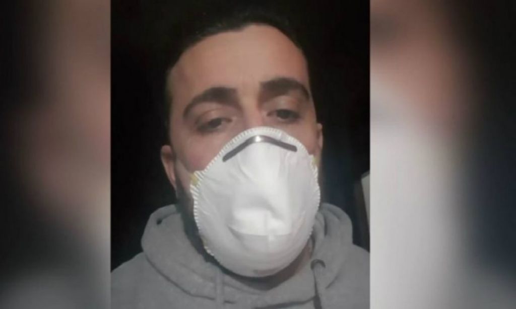 Ιταλία – Κοροναϊός: Ηθοποιός καταγγέλλει ότι παρέμεινε σπίτι 24 ώρες με τη σορό της αδερφής του