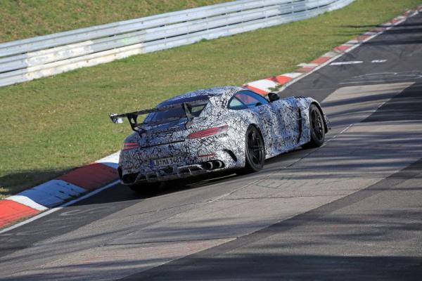Mercedes-AMG GT R Black Series: To τελευταίο οχυρό