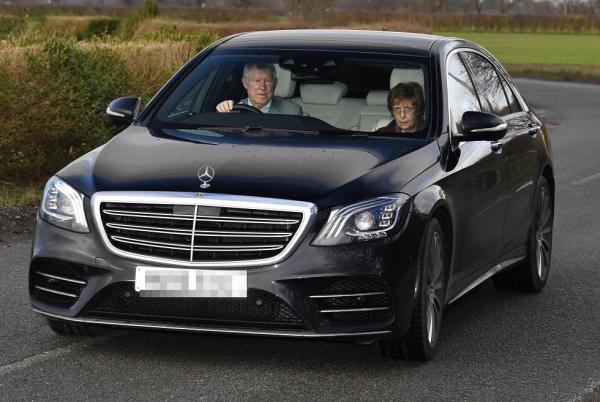 Στην προπόνηση της Γιουνάιτεντ ο Φέργκιουσον μετά τη νίκη επί της Σίτι