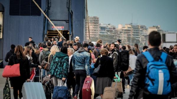 Κοροναϊός : Μόνο οι μόνιμοι κάτοικοι θα ταξιδεύουν στα νησιά – Δείτε τη βεβαίωση