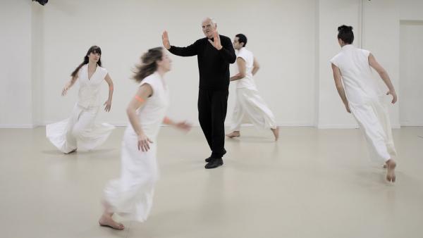 Ο χορογράφος Σπύρος Κουβαράς εμπνέεται από τον μύθο του Σισύφου