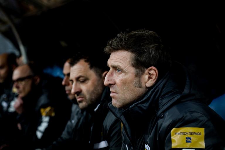 ΑΕΚ : Σε καθημερινή επικοινωνία Καρέρα και παίκτες