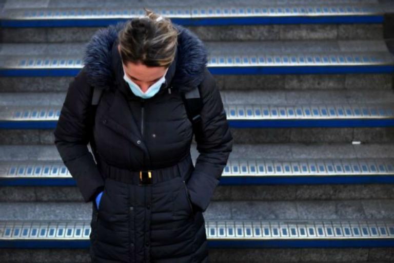 Κοροναϊός – Βρετανία : Το Υπουργείο Εξωτερικών καλεί τους Βρετανούς ταξιδιώτες σε επαναπατρισμό