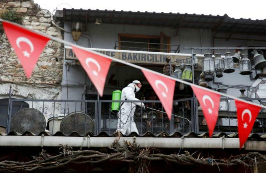 Κοροναϊός – Τουρκία : 75 συνολικά οι νεκροί -1.196 νέα κρούσματα