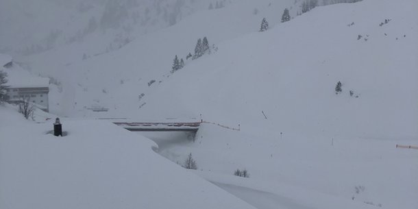 Αυστρία : Πέντε νεκροί από χιονοστιβάδα στην περιοχή Ντάχσταϊν