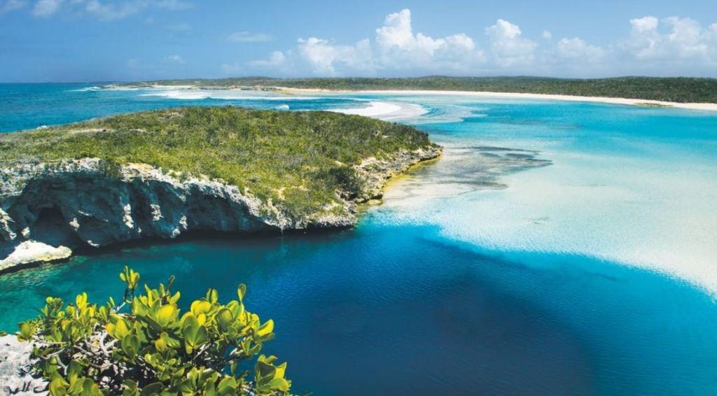 Σπεύσατε: H Airbnb ζητά υπαλλήλους για τις εξωτικές Μπαχάμες!