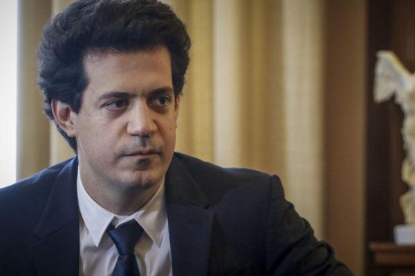 Δασκαλάκης στο MEGA: Αν είσαι νέος και ωραίος πρέπει κι εσύ να μείνεις σπίτι σου