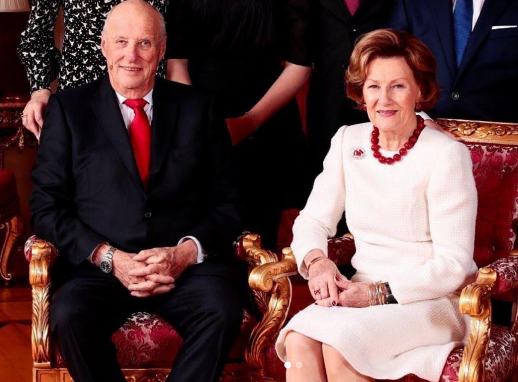 Κοροναϊός – Νορβηγία : Ο βασιλιάς και η βασίλισσα σε καραντίνα