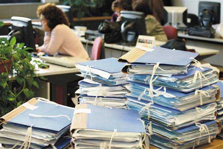 Κοροναϊός : Πώς θα λειτουργεί το Δημόσιο εν μέσω της πανδημίας – Ολα τα μέτρα