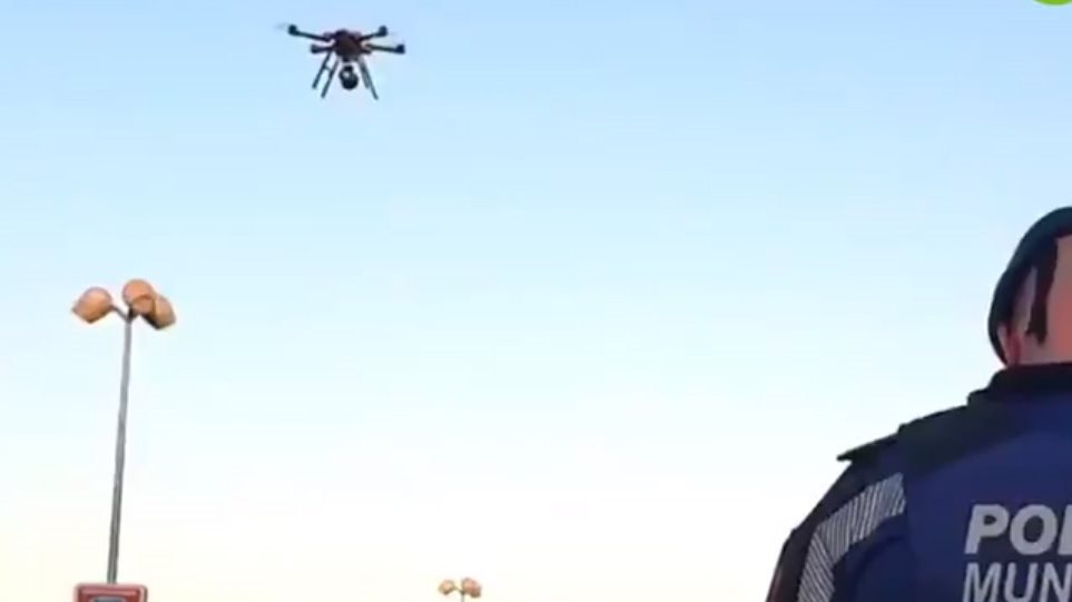 Κοροναϊός : Drones στην Ισπανία ζητούν από τους πολίτες να μείνουν στα σπίτια τους