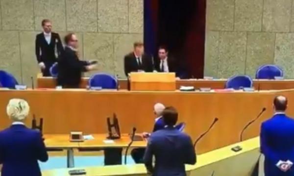 Κοροναϊός : Ο Ολλανδός υπουργός Υγείας κατέρρευσε την ώρα συζήτησης για τον κοροναϊό στη Βουλή