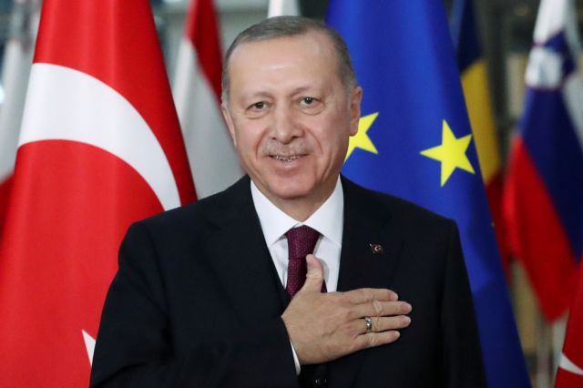 Τουρκία: Ο Ερντογάν με ένα «ωμό» tweet ανακοίνωσε μέτρα για τον κοροναϊό