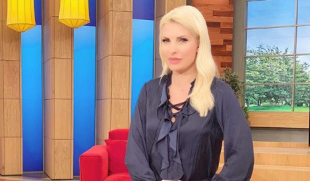 Ελένη Μενεγάκη: Με γάντια στην σημερινή εκπομπή για τον κορωναϊό