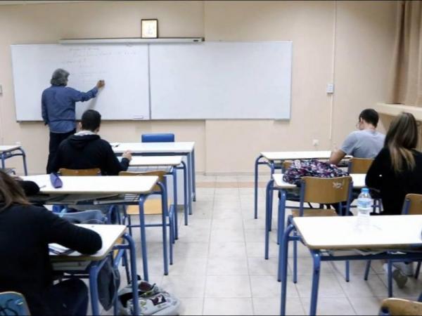 Κοροναϊός : Το Υπουργείο Παιδείας μπορεί και πρέπει να κλείσει τα φροντιστήρια