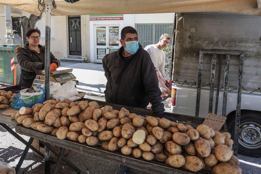 Κοροναϊός : Τι ισχύει με τις λαϊκές αγορές