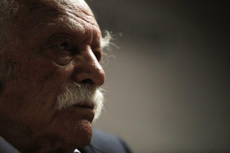 Ο Μανώλης Γλέζος ήταν ήρωας, γιατί έφτιαξε μια ωραία ζωή