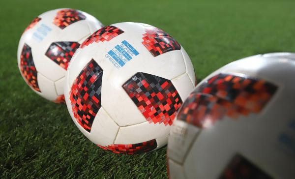 Super League : Λυσάνδρου και Λεουτσάκος ζητούν να λάβουν και οι ποδοσφαιριστές το επίδομα των 800 ευρώ