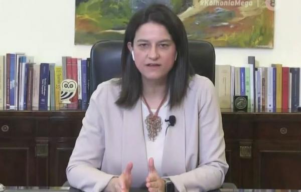 Κεραμέως: «Παράθυρο» για μετάθεση των πανελλαδικών