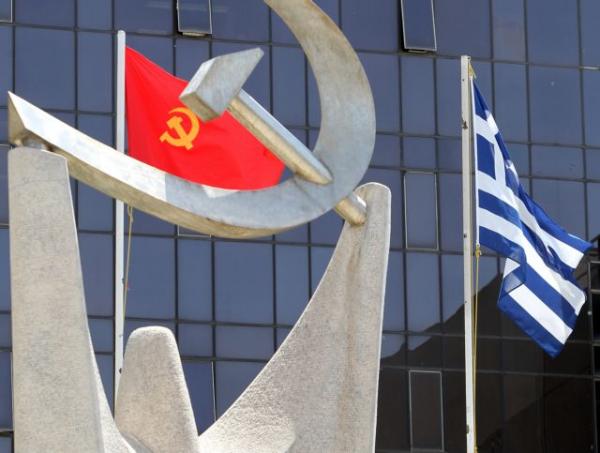 ΚΚΕ : Συνωστισμός υπάρχει και σε χώρους δουλειάς, σε μέσα μεταφοράς και σε ουρές για είδη πρώτης ανάγκης