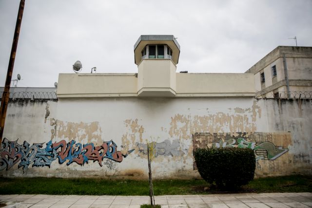 Κοροναϊός: Την αποσυμφόρηση των φυλακών προωθεί η κυβέρνηση