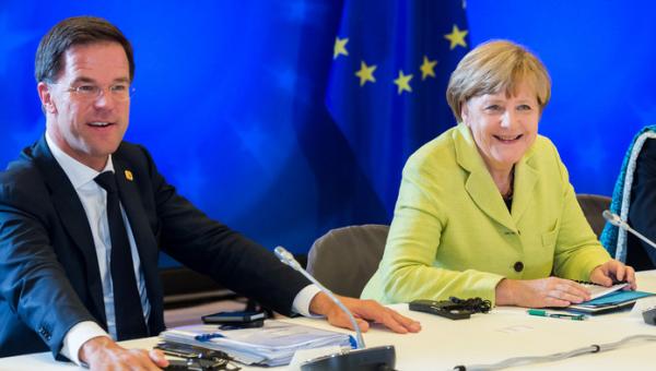 Editorial Ta Nea: Protection