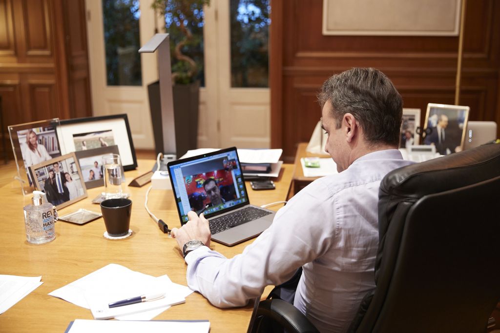 Ο κοροναϊός επέβαλε μορατόριουμ και συνεργασία σε Μητσοτάκη, Τσίπρα και Γεννηματά