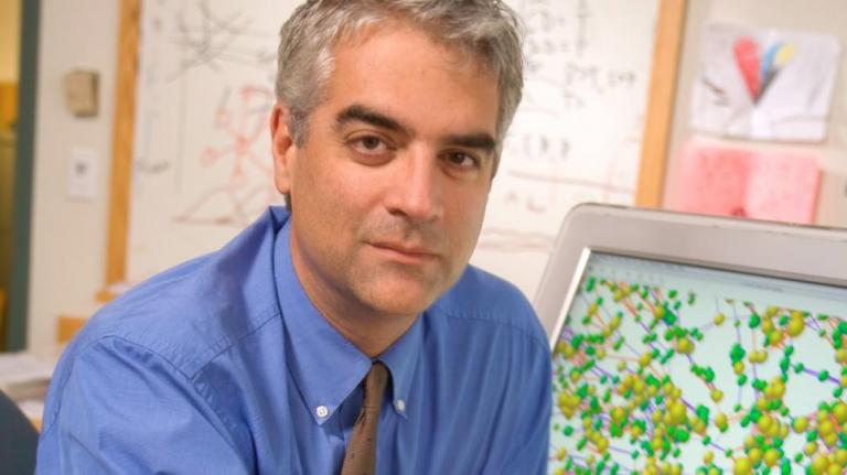 Κοροναϊός : Μήνυμα καθηγητή του Γέιλ στους Έλληνες – «Δεν θέλω να κλάψω τη Ρωμιοσύνη»