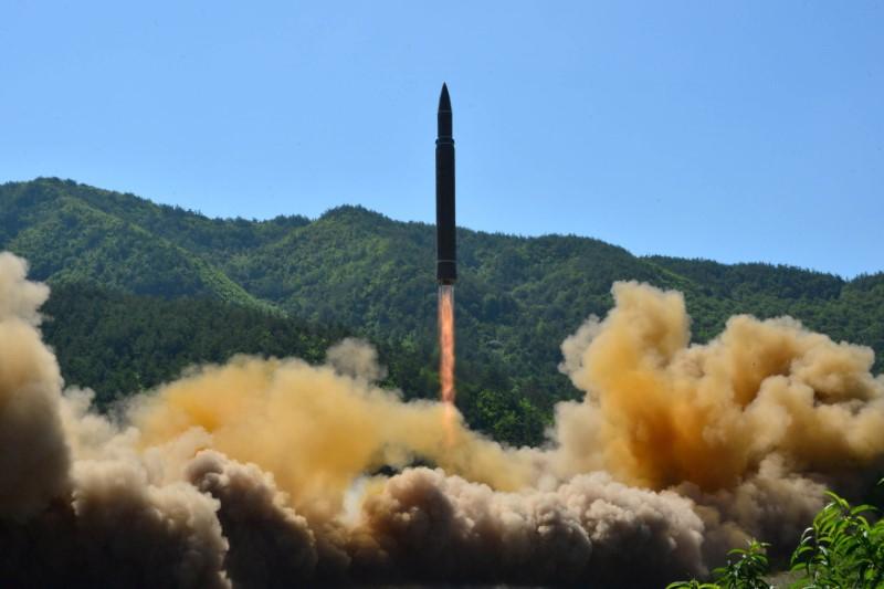 Η Βόρεια Κορέα εκτόξευσε δύο βαλλιστικούς πυραύλους εν μέσω της πανδημίας του κοροναϊού