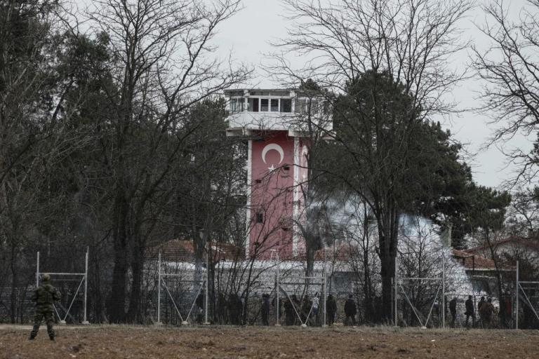 Αποκάλυψη MEGA : «Γκρίζοι Λύκοι» κατά των ελληνικών συνόρων