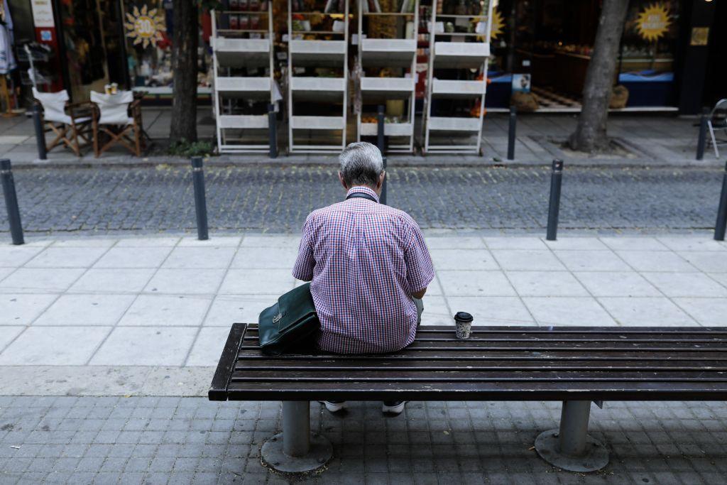 Έρευνα : Πόσα νοικοκυριά δυσκολεύονται να τα βγάλουν πέρα – Που ξοδεύουν τα χρήματά τους