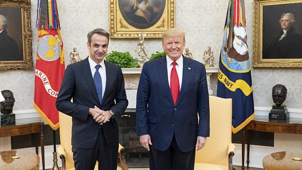 Mitsotakis briefs Trump on migrant crisis, EU officials to visit Greek-Turkish border region