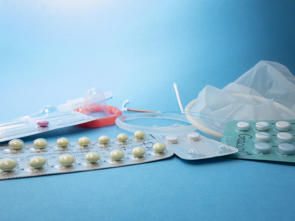 Κοροναϊός: Τι φάρμακα να προτιμούν όσοι έχουν συμπτώματα – Διευκρινίσεις Τσιόδρα