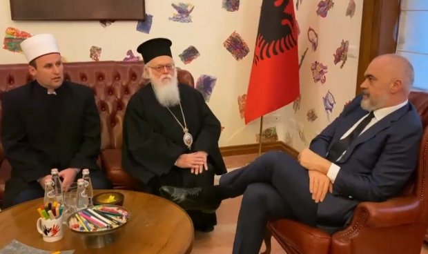Κοροναϊός : Ο Ράμα ζήτησε από τους επικεφαλής του κλήρου να αποφύγουν και τις θρησκευτικές συγκεντρώσεις