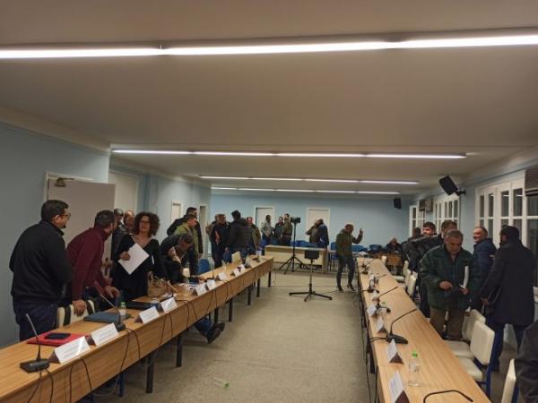 Προσφυγικό : Αναστέλλει τις κινητοποιήσεις ο δήμος Ανατολικής Σάμου – Αντιδρούν οι κάτοικοι