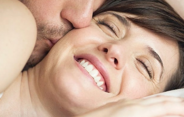 Ερωτικό κρεβάτι: Αυτοί είναι οι πιο κατάλληλοι μήνες να το χαρείτε με τον σύντροφό σας